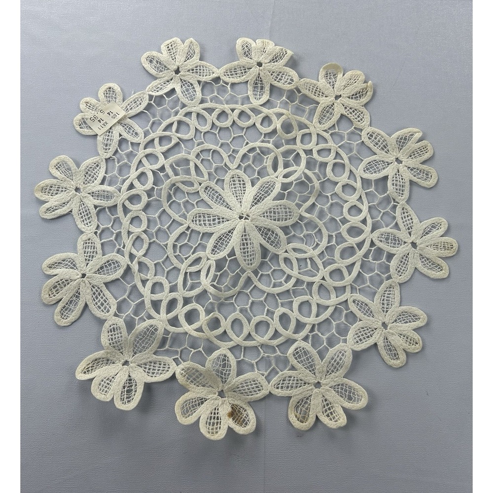 Vintage Floral Lace Doily Table Centerpiece Off White 13" Flower Crochet Style